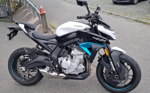 CF MOTO CF 675 NK