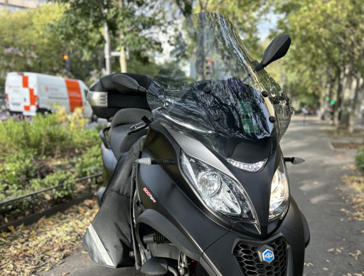 PIAGGIO MP3 500 LT  3900 KM GARANTIE 12 MOIS LIVRAISON POSSIBLE DANS TOUTE LA FRANCE 