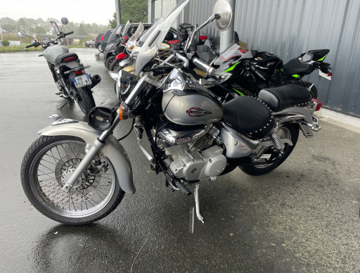 SUZUKI INTRUDER 125