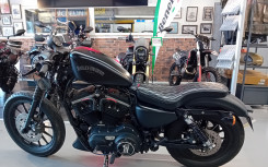 HARLEY-DAVIDSON SPORTSTER 883