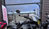YAMAHA XSR 900 AKRAPOVIC 