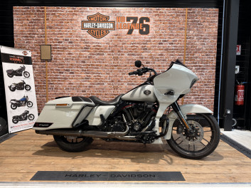 HARLEY-DAVIDSON TOURING ROAD GLIDE 1923 CVO
