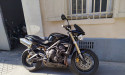 TRIUMPH STREET TRIPLE 675