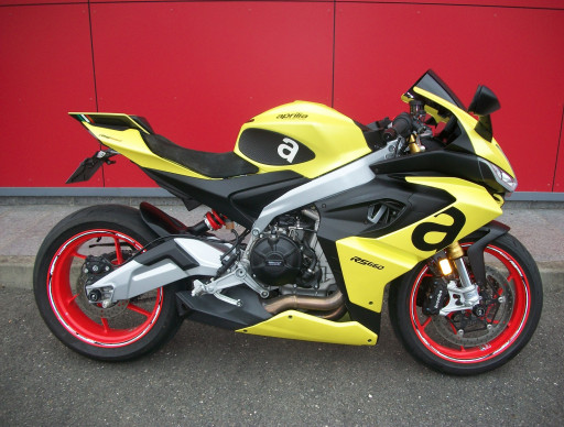 APRILIA RS 660