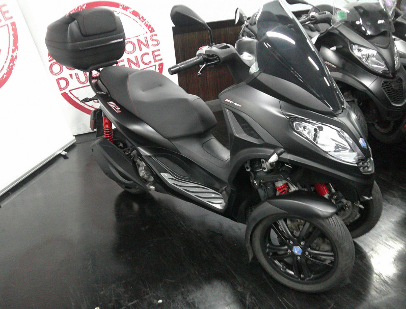 PIAGGIO MP3 300 HPE 2022 12037KM
