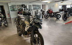 TRIUMPH TIGER 800 XCA