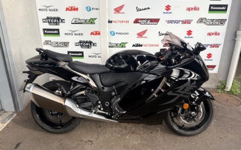 SUZUKI GSX-R 1300 HAYABUSA