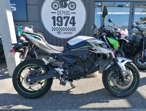 KAWASAKI Ze-1 / 150€ PAR MOIS / DSN MOTOS 47