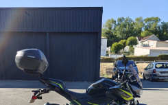 KAWASAKI Z400