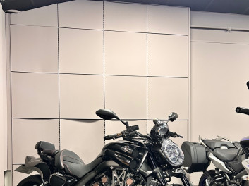 YAMAHA V-MAX 1700