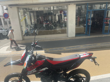 APRILIA SX 125