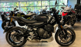 TRIUMPH TRIDENT 660
