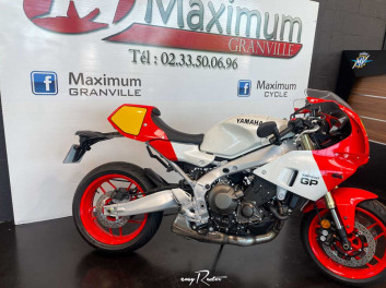 YAMAHA XSR 900 GP
