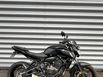 YAMAHA MT-07 (47.5CV)