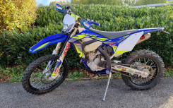 ENDURO SHERCO SEF-R 300 FACTORY 2022 MOTORS 54 à partir de 165.18€/ mois sur 60 mois 