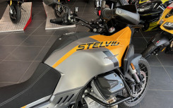 MOTO GUZZI STELVIO