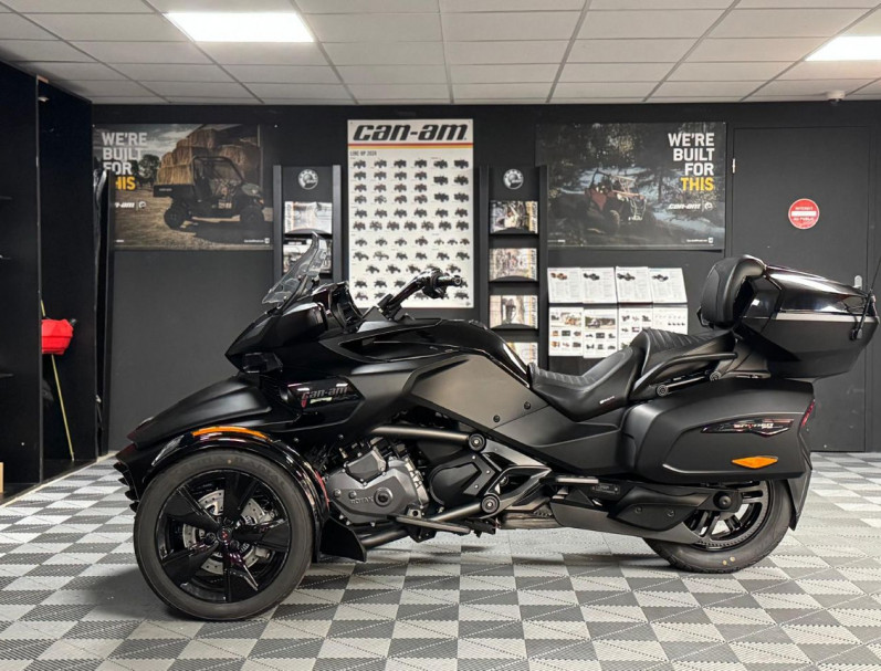 CAN-AM SPYDER F3 LIMITED 0KM