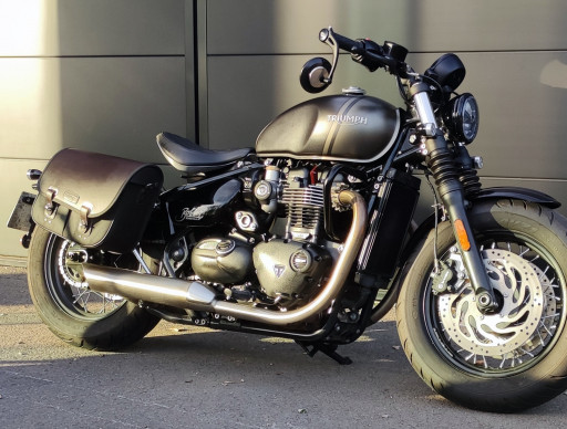 TRIUMPH Bonneville Bobber 1200