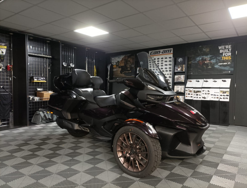 CAN-AM SPYDER RT LIMITED SEA TO SKY 0KM
