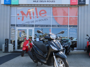 PIAGGIO MEDLEY 125 - Garantie 03/2027