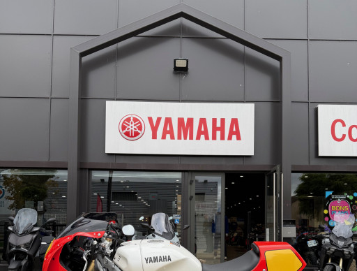 YAMAHA XSR 900 GP
