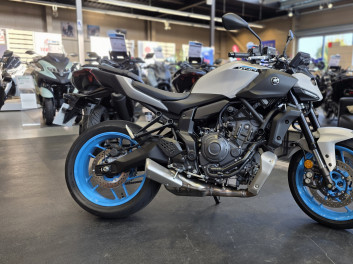 YAMAHA MT-07 A2