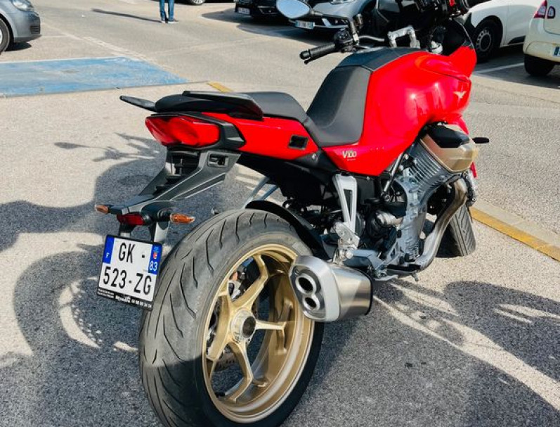 MOTO GUZZI V100  MANDELLO