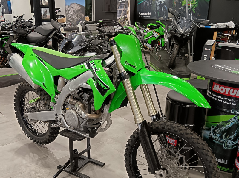 KAWASAKI KX250F CROSS