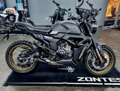 ZONTES 125 SCRAMBLER X / 75.68€/MOIS* / DSN MOTOS 40