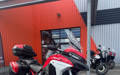 DUCATI MULTISTRADA V4 S TRAVEL & RADAR