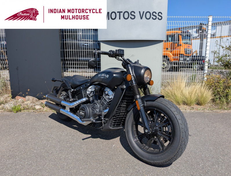 INDIAN SCOUT BOBBER STAGE 1 1ERE MAIN JEKILL AND HYDE