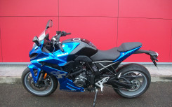 SUZUKI GSX-8R