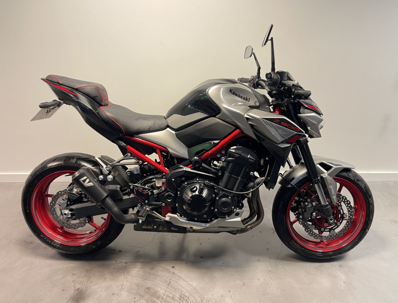 KAWASAKI Z900 A2