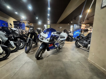 SUZUKI GSX-R 750 SRAD