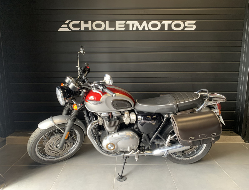 TRIUMPH BONNEVILLE T120