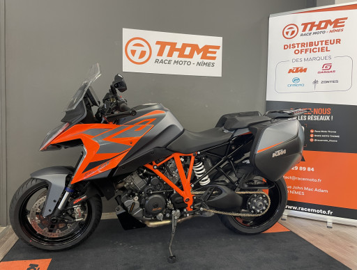 KTM 1290 SUPER DUKE GT TECH PACK / AKRA - 38500 KM - 12990 € (289€/mois)*