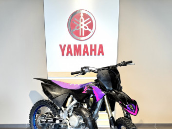 YAMAHA YZ 125