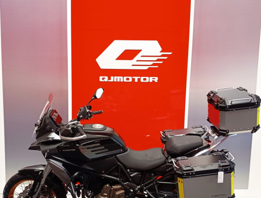 QJ MOTOR SRT 700 X TOURING