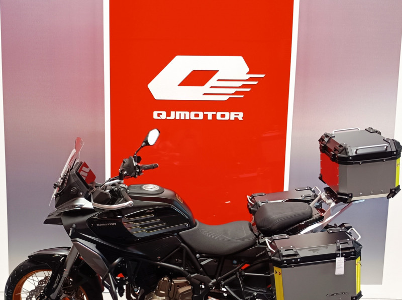 QJ MOTOR SRT 700 X TOURING