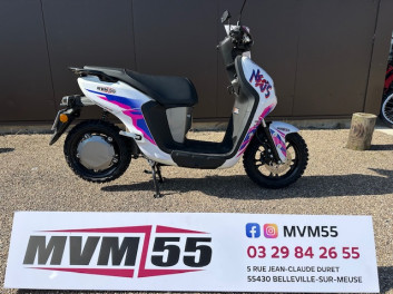 YAMAHA NEO