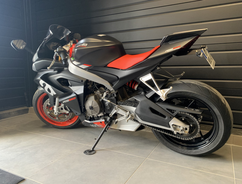 APRILIA RS 660