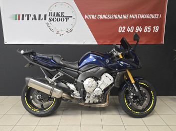 YAMAHA FZ1