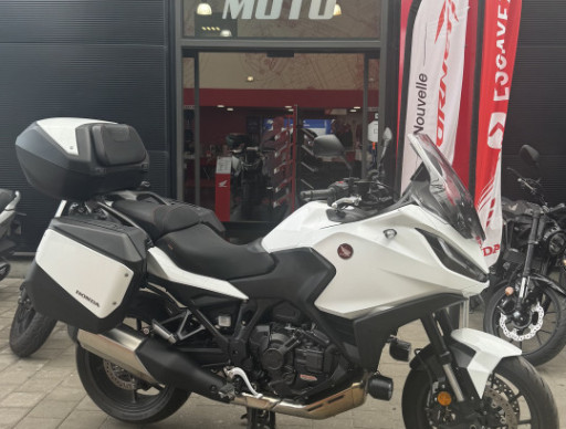 Honda NT1100 DCT BLANCHE