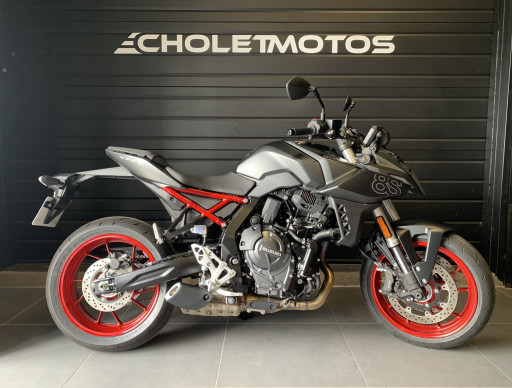 SUZUKI GSX-8S