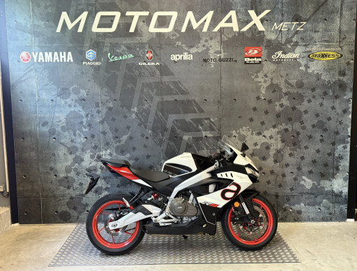 APRILIA RS 457 OPALESCENT LIGHT 1300kms