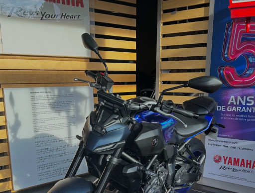 YAMAHA MT-07