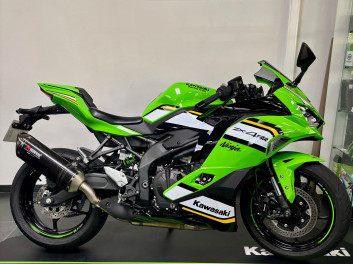 KAWASAKI NINJA ZX-4 RR