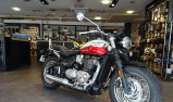 TRIUMPH BONNEVILLE SPEEDMASTER 1200