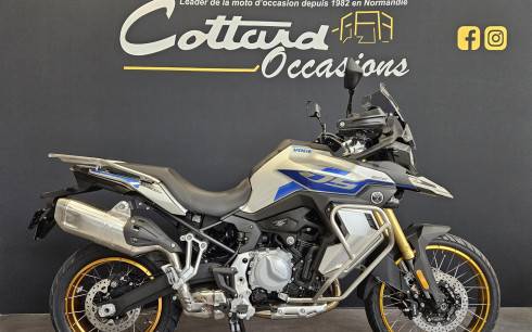 VOGE 900 DSX NEUVE GARANTIE 3 ANS !
