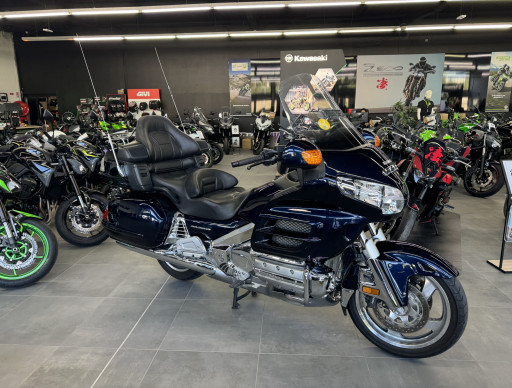 HONDA GL1800 GOLDWING